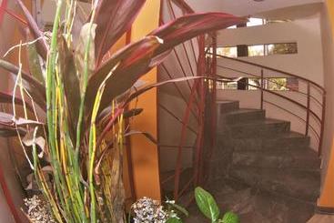 هتل Jard Inn Adult Only