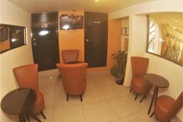 هتل Jard Inn Adult Only