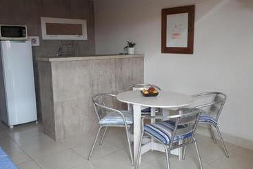 Mata Hari Apartamentos