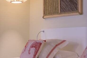 هتل Alojamiento Con Encanto La Luna En El Alba