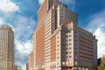 هتل Riu Plaza España