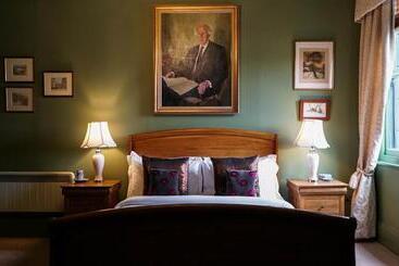 ユースホステル The King Alfred Pub