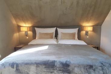 Country-suites By Verdino Living