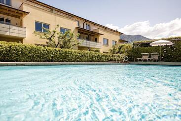 מלון דירות Garden Residence