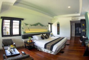 هتل Amazing Inlay Resort