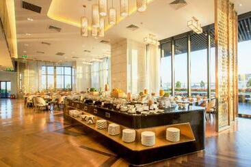 هتل Melia Vinpearl Hue