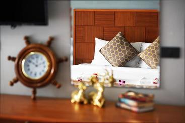 Hotel Nice Lagoon Beach