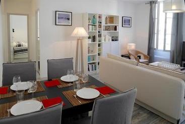 דירות לתיירים Les Appartements Du Palais