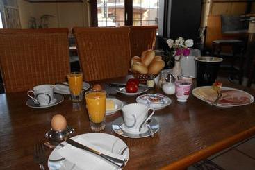 پانسیون Alt Weeze