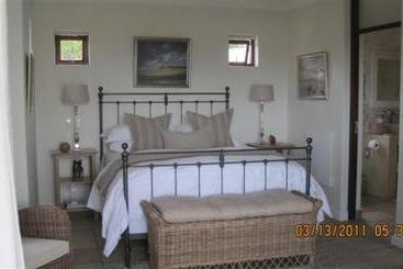 پانسیون Aquavit Guest House