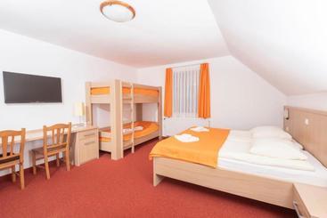 پانسیون Rooms Cvitar   Center