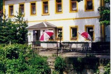 ペンション Landgasthof Klippermühle