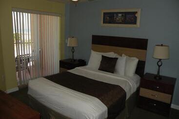 شقة فندقية Surf Beach Resort By Sunsational Beach Rentals