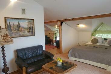 هاستل Green Smiltynė