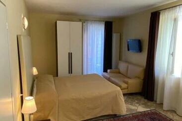 בית מלון כפרי Il Ghetto Farm Holiday