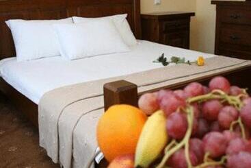 Пансион Complex Casa Lux