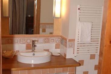 پانسیون Hostal Casa Masip