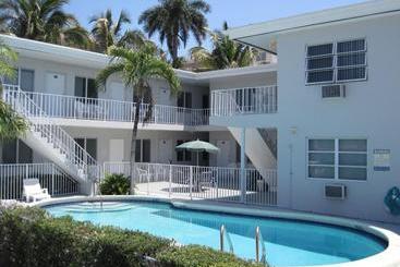 公寓式酒店  Summerland Suites