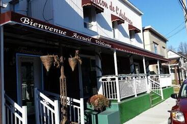 ユースホステル Auberge La Veranda