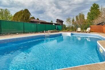 مبيت وإفطار Auberge De La Tour Et Spa