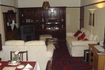 پانسیون Bridge Guest House