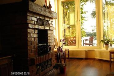 پانسیون Ezerkiemis