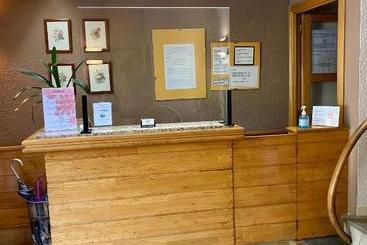 پانسیون Hostal L'estació