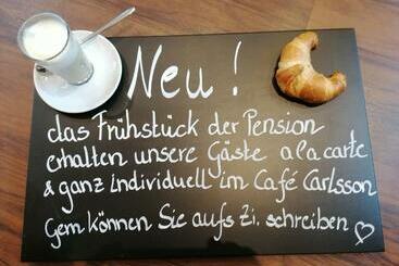 Pension Sanddorn Mit Café Carlssons