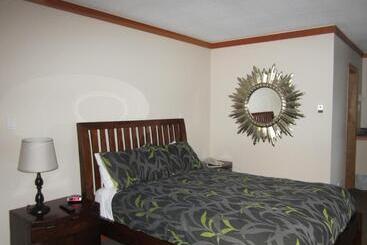 旅馆 The Lodge At Skeena Landing
