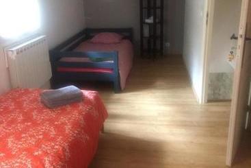 مبيت وإفطار Au Chat Ronfleur