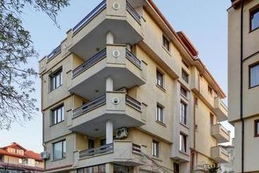 بنسيون Guest House Rakovina