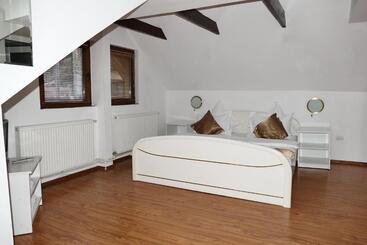 Pension Cuibul Viselor