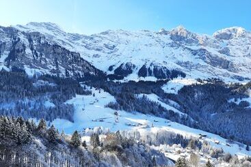 הוסטל Gasthaus Schwand