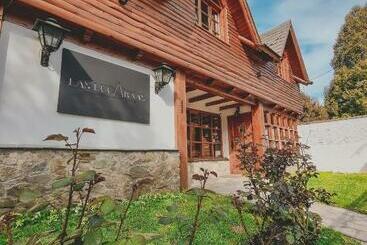 호스텔 Hosteria Las Lucarnas