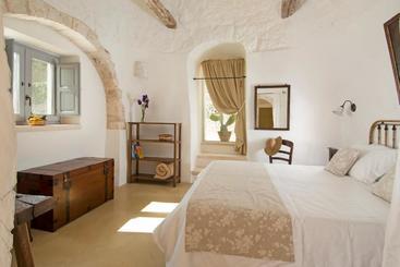 هتل Agriturismo Masseria Aprile