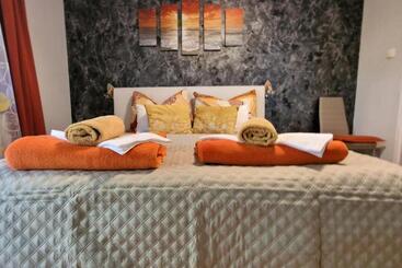 Пансион Veronika Villa