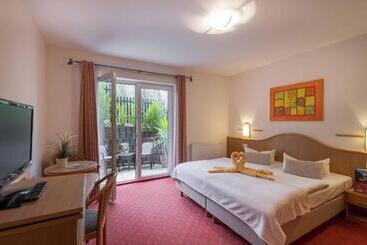 Pension Erdmann   Hotel Garni