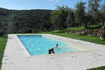 ホテル La Casaccia Guelfi