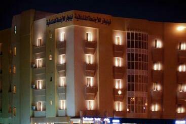 هتل آپارتمان Nelover Hotel Hafar