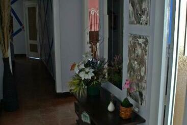 پانسیون Pensión El Parque