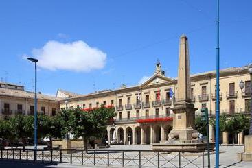 پانسیون Hostal Arotza
