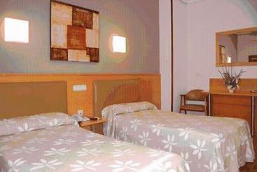 پانسیون Hostal Arotza