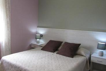 پانسیون Hostal Can Bassalis