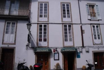 پانسیون Hostal O Patron