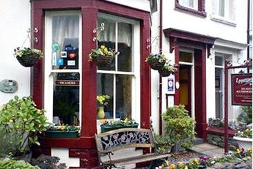 ペンション Lyndhurst