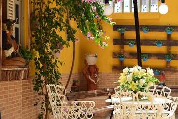 ペンション Paranambuca Pousada