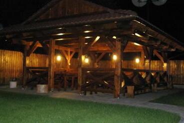 ペンション Penzión Luka