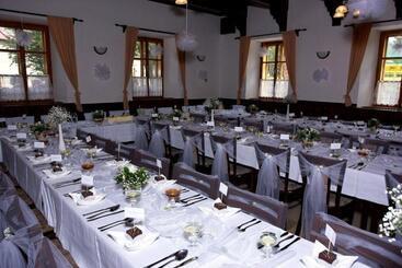 ペンション Penzion Taferna