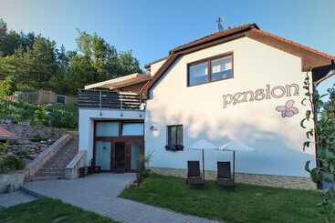 Pension Fialka