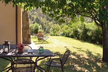 هتل Villanova Apartments   Nature & Wellness